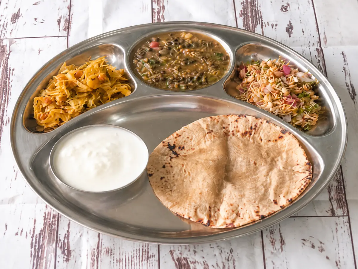 Simple vegetarian evening meal at Elixir Ayurveda