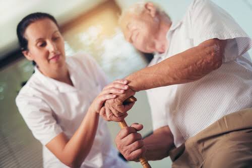 Exploring Ayurvedic Treatment for Parkinson's Disease: Understanding Symptoms and Approaches 